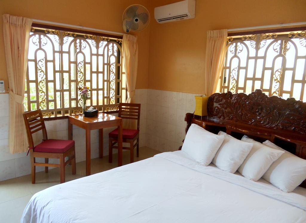 Kampot Manor Ξενοδοχείο Δωμάτιο φωτογραφία